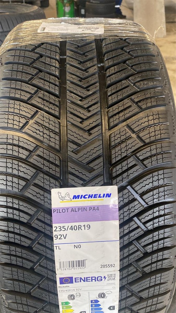265/35R18 97V MICHELIN PILOT ALPIN PA4 XL