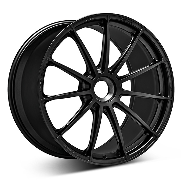OZ ULTIMATE CL M.BLK | 12X21 5-130 E45 C84,00 12x21 5/130 ET45 CB84