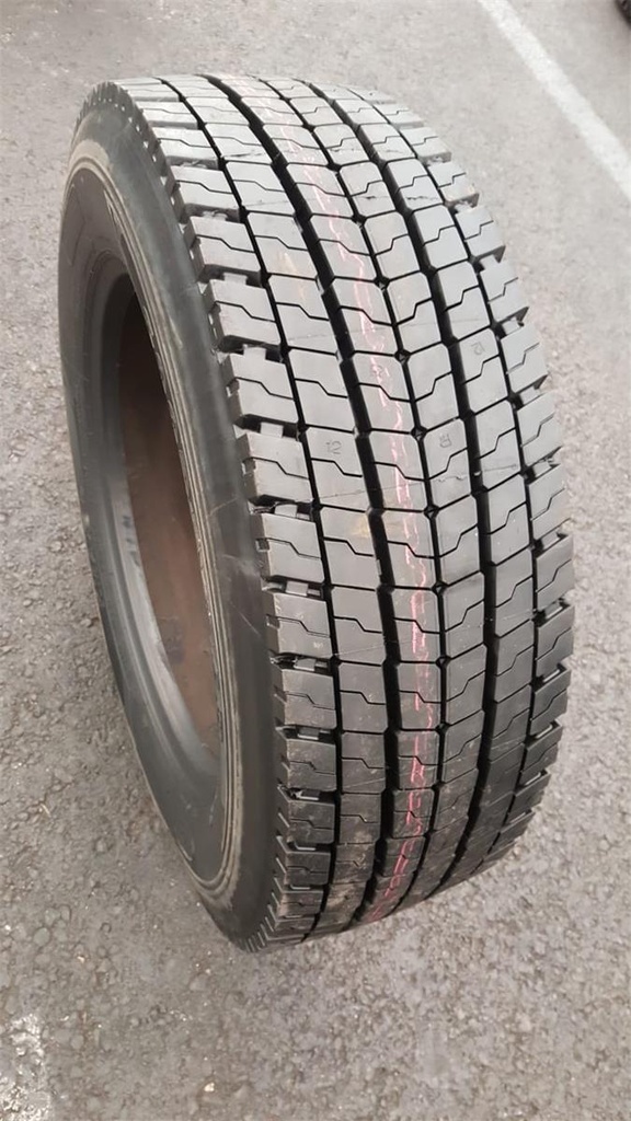 295/60R22.5 KA PINNOITETTU P74 SIS. 1 RUNKO XL DRIVE